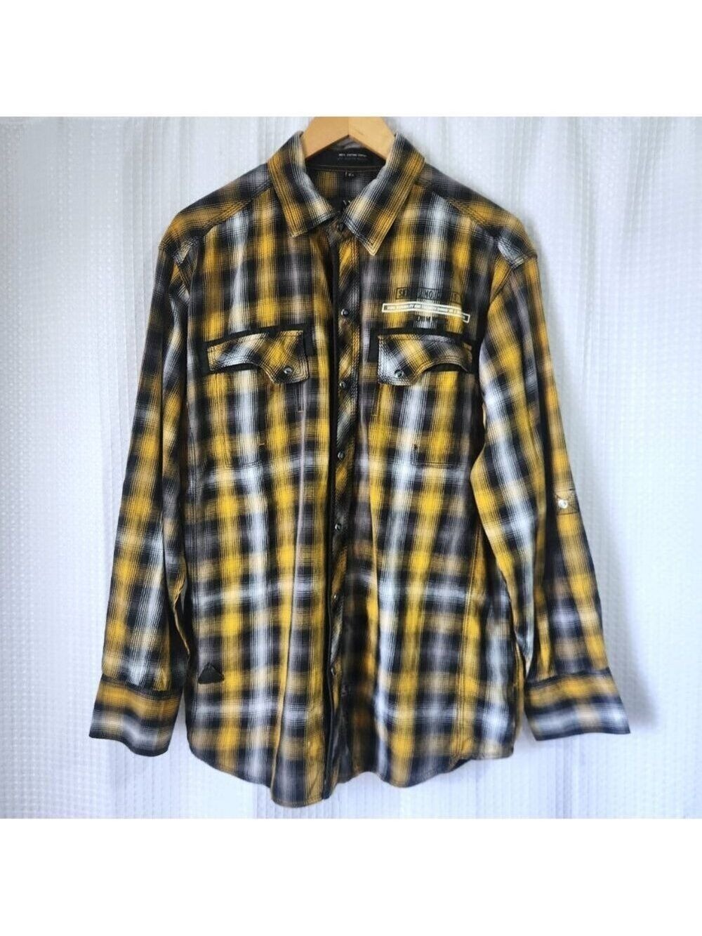 Men’s Plaid Snap Shirt • Western Style Long Sleeve Cotton Top • Size Medium